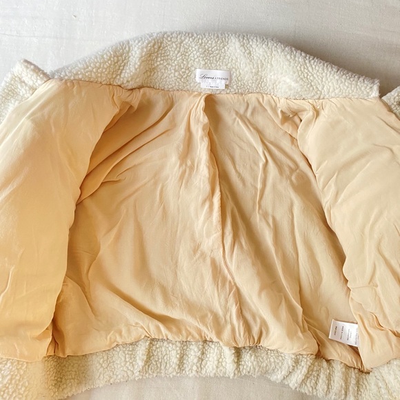 Lovers and Friends Faux Fur Cropped Jacket 🥂 - Picture 2 of 3